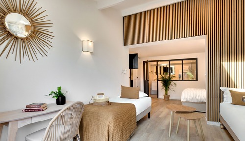 Family Room, Terrace