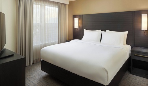 Suite, 1 Bedroom (Hearing Accessible)