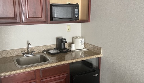 Studio Suite, 1 Queen Bed, Accessible, Non Smoking (Mobility)