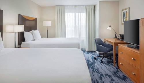 Room, 2 Queen Beds (Mobility/Hearing Accessible, Tub)