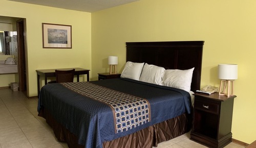 Traditional Room, 1 King Bed