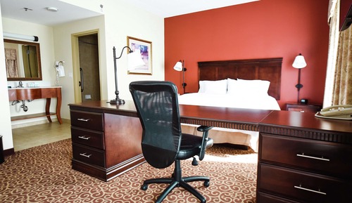Studio Suite, 1 King Bed with Sofa bed