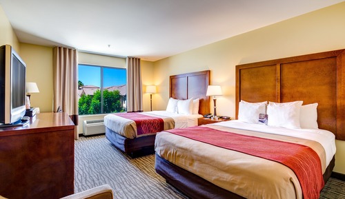 Standard Room, 2 Queen Beds, Non Smoking