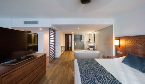 Suite, Ocean View (B2C-US)