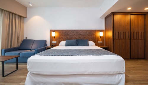 Double Room (ROH | B2C-CA)