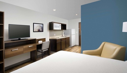 Standard Room, 1 Double Bed, Accessible, Non Smoking (Roll-in Shower)