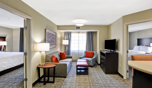 Suite, Multiple Beds, Kitchen