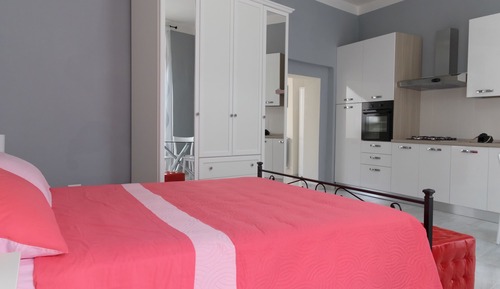 Loft (Red)