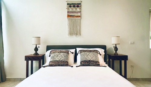 Deluxe Suite, 1 Queen Bed with Sofa bed, Valley View, Garden Area