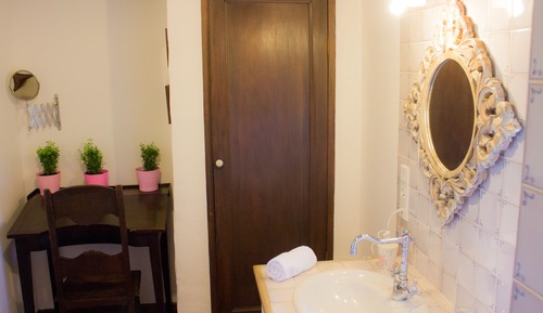 Double Room (Mireille)