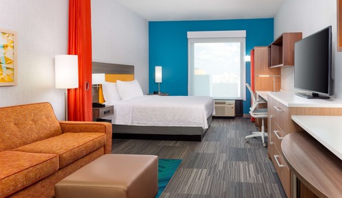 Studio, 1 Queen Bed, City View