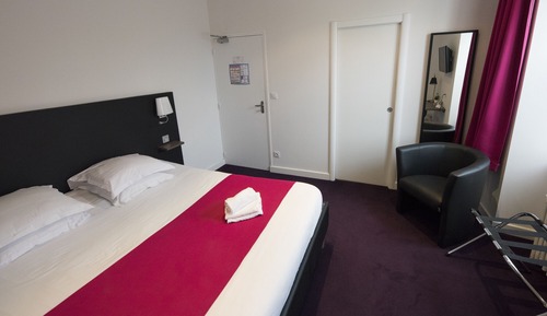 Comfort Single Room, 1 Queen Bed