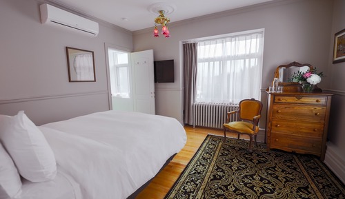 Classic Room, 1 Queen Bed