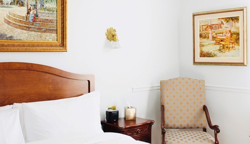 Classic Room, 1 King Bed