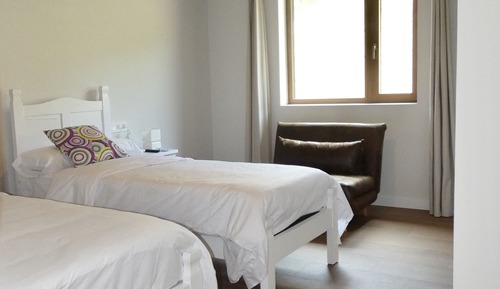 Double or Twin Room, Mountain View