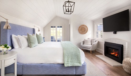 Suite, Multiple Beds, Fireplace, Mountain View (Patio, Upstairs)