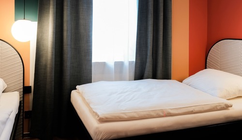 Twin Room, Private Bathroom