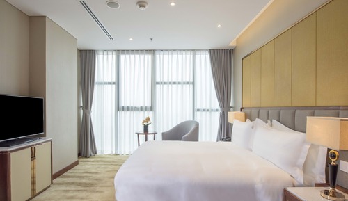 Junior Suite, 1 King Bed, Non Smoking