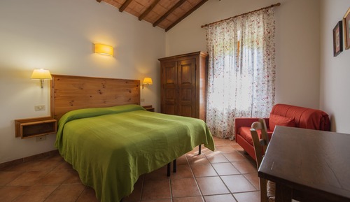 Double Room, Separate Building