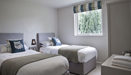 Lakeside Suite