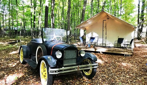 Baby Face Nelson's Luxury Tent #14 (Premiere Resort Amenities Included!)