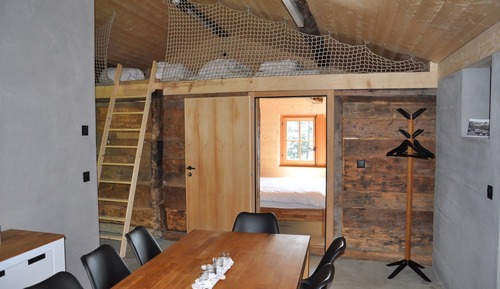 Shared Dormitory (4 pers, bathroom in a nearby chalet)