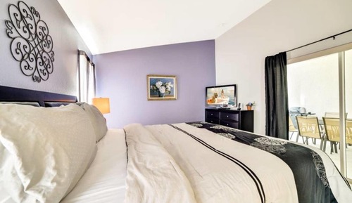 House (4 Bedrooms)