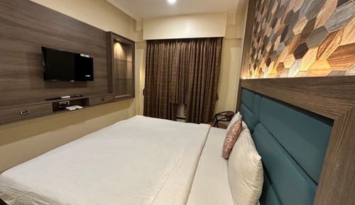 Double or Twin Room, 1 Queen Bed, Smoking
