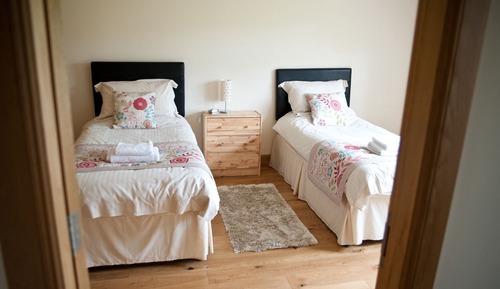 Twin Room (Room 1)