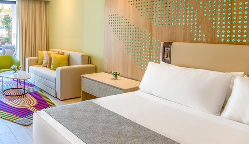 Resort View Junior Suite King