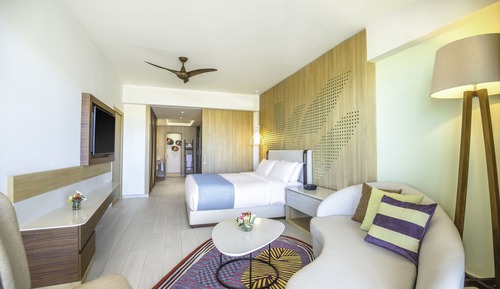 Club Suite, 1 Bedroom (Swim Up, Master)