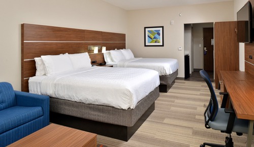 Suite, 2 Queen Beds, Accessible (Mobility, Access Tub)