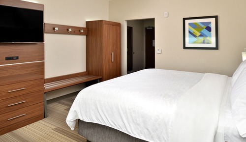 Standard Room, 1 King Bed
