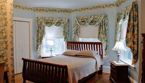 Classic Room, 1 Queen Bed