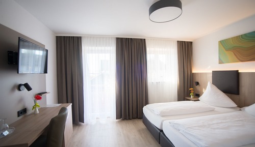 Double Room, 1 Double Bed
