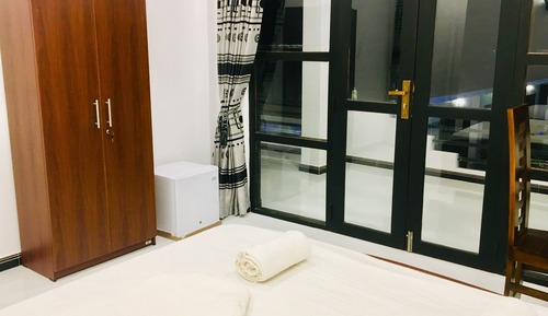Deluxe Studio