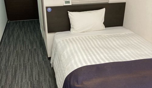 Semi Double Room