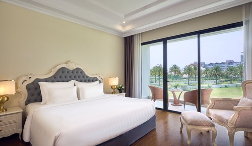 Superior Room, 1 King Bed