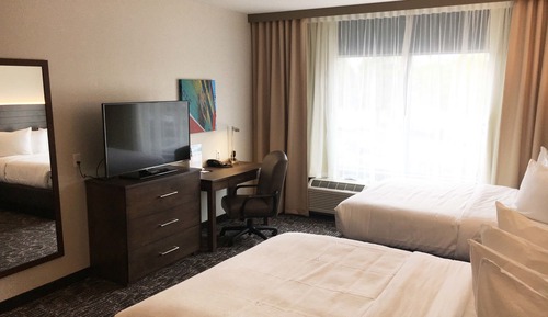 Deluxe Studio, 2 Queen Beds