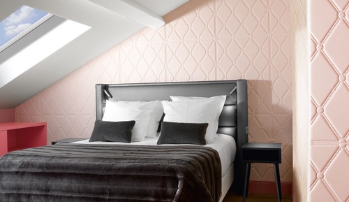 Romantic Studio (Mini Pink)