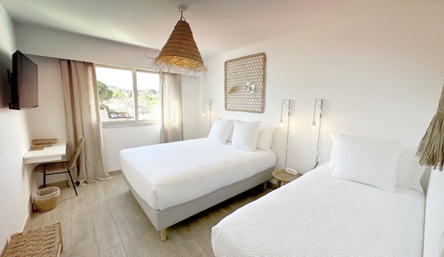 Comfort Triple Room