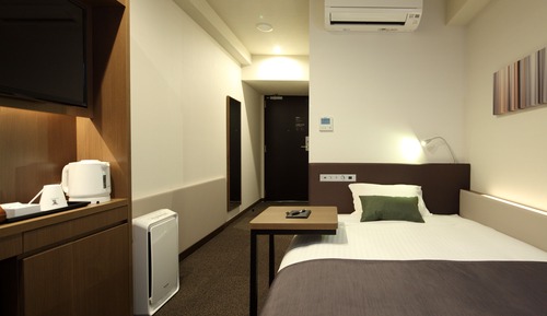 Semi Double Room