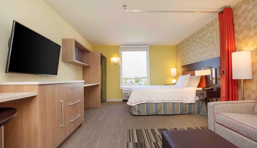 Studio, 1 Queen Bed, Accessible, Non Smoking (Hearing)