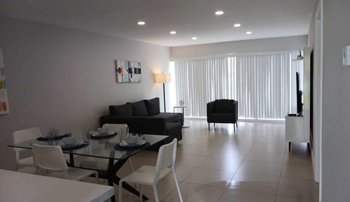 Deluxe Designer Two Bedroom Apartment w/ River Views