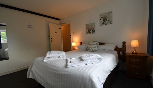 Double Room, Ensuite (and Shower)