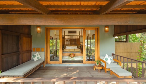 Green Villa - Afternoon Tea & Airport transfer