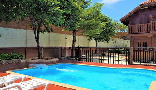 Exclusive House, Multiple Bedrooms, Private Pool, Pool View