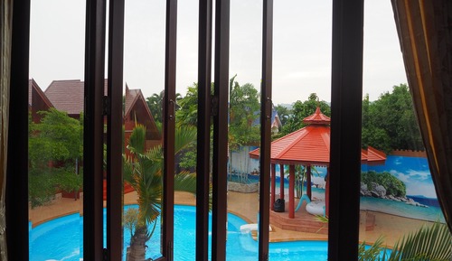 3 King Beds 2 Bedroom - Poolside