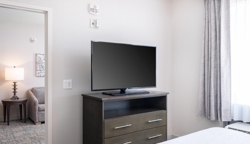 Studio, 1 King Bed, Accessible, Non Smoking (Hearing)