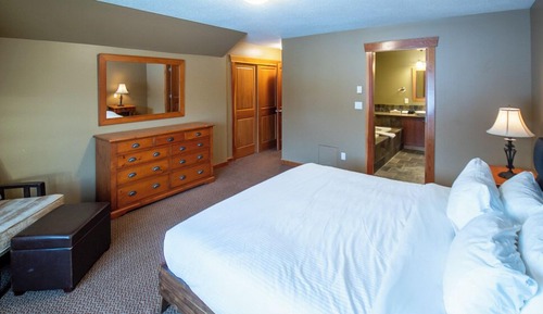 Pinnacle Ridge Chalet 45-102